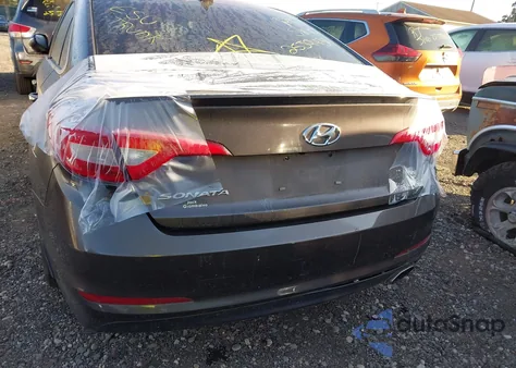 2016 Hyundai Sonata Eco z USA, uszkodzony, nr VIN 5NPE24AA2GH434464
